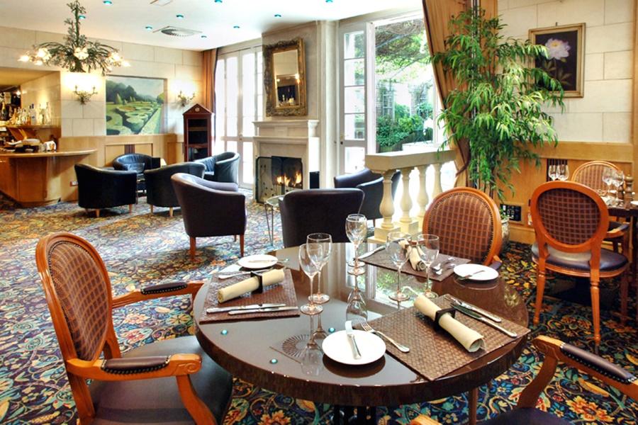 Hotel Le Chatelain Brussel Eksteriør bilde The restaurant at the hotel