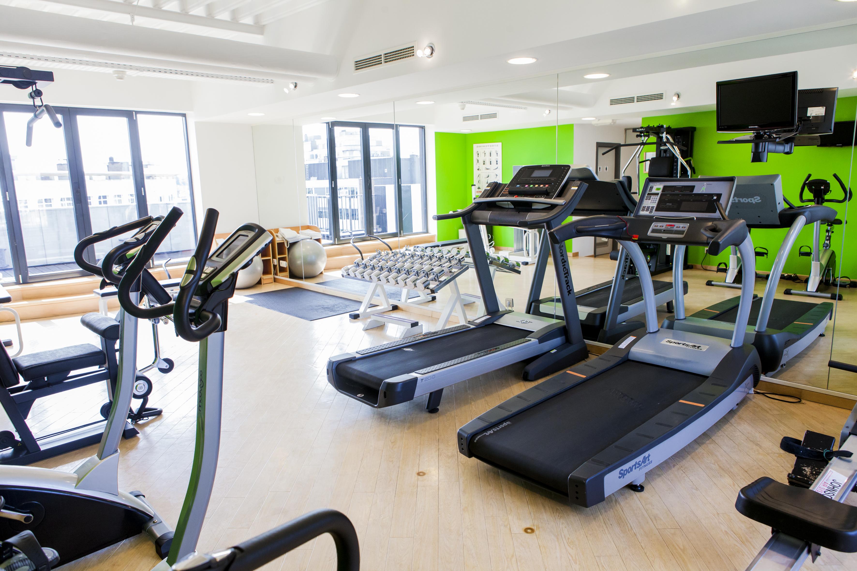 Hotel Le Chatelain Brussel Eksteriør bilde The gym at the University of East London