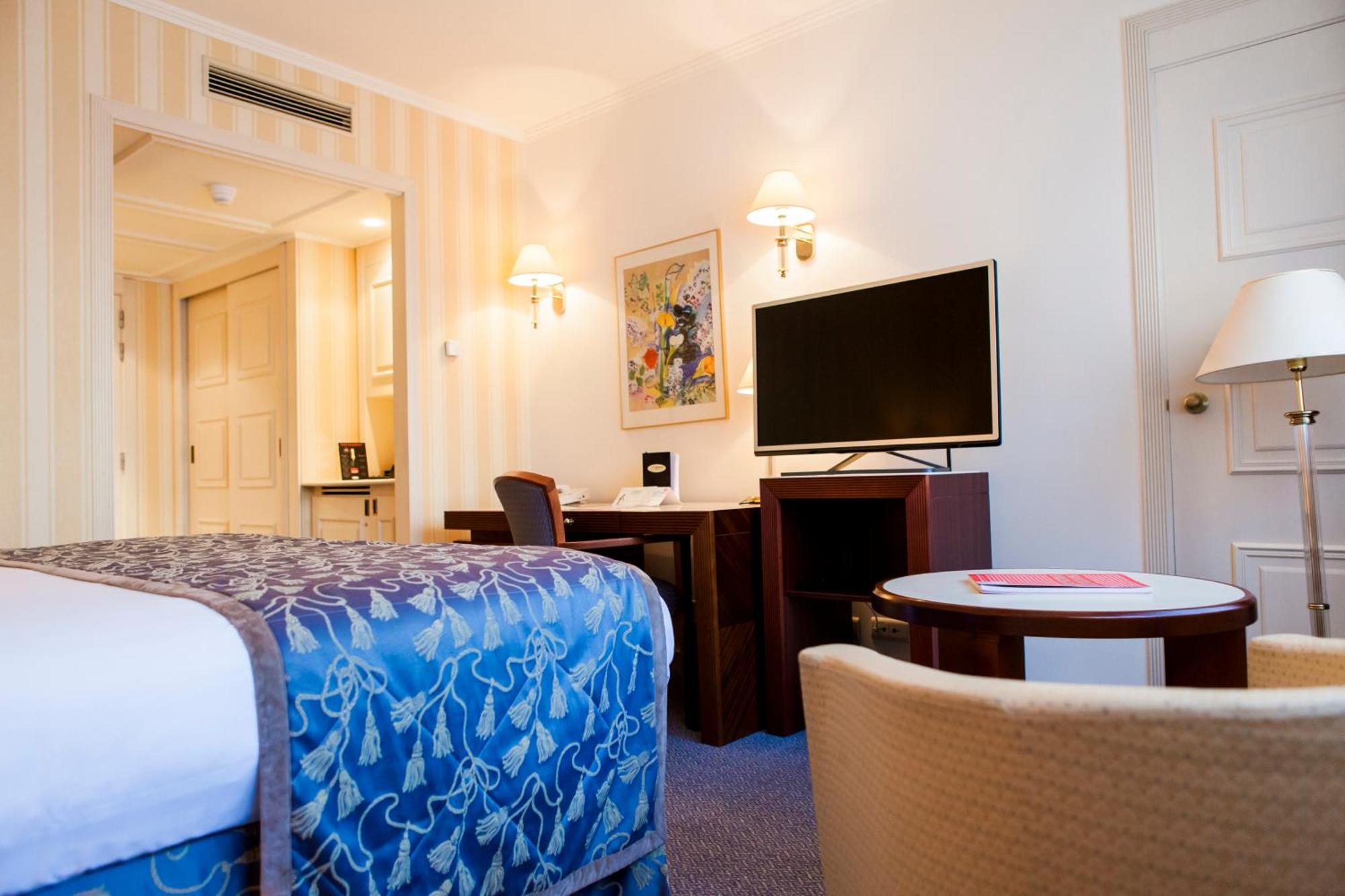 Hotel Le Chatelain Brussel Eksteriør bilde A room at the hotel